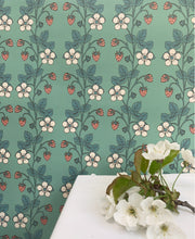 Load image into Gallery viewer, Strawberry Vines